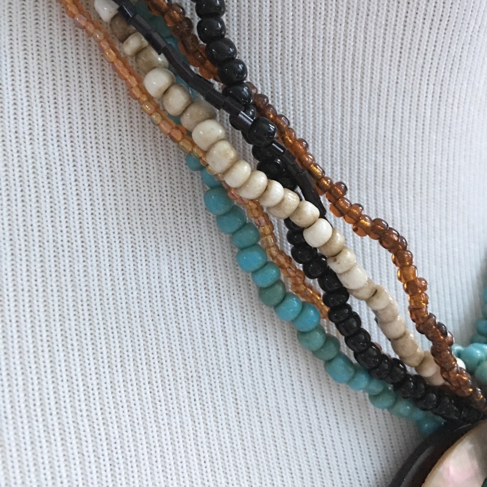 Shell Seed Bead Necklace 6‎ Strands - Picture 6 of 8